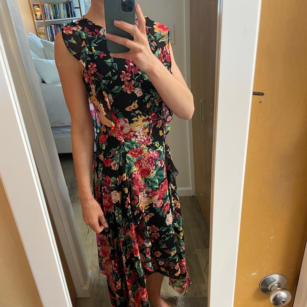 BCBG brand new floral dress.  Perfect for a wedding, bridal or baby shower